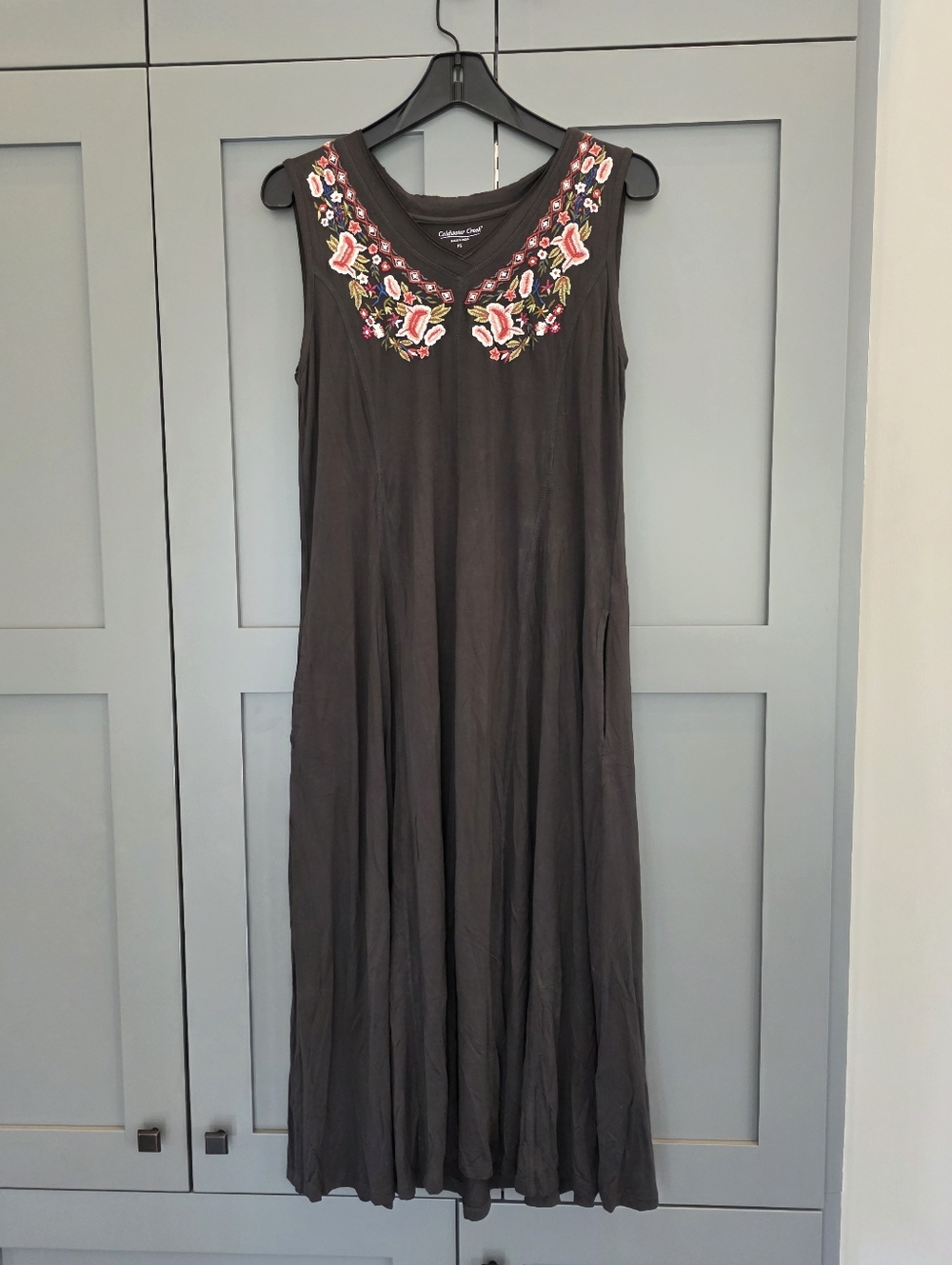Coldwater Creek Midi Dress V-Neck Embroidered Floral Boho Beachy Pockets PS
